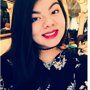 Meet your Posher, Laura yineth